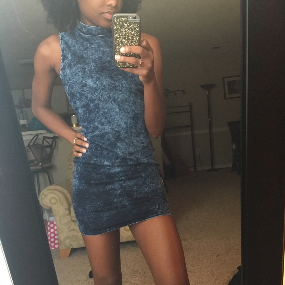 Mini Jean Dress - Picture 4 of 4